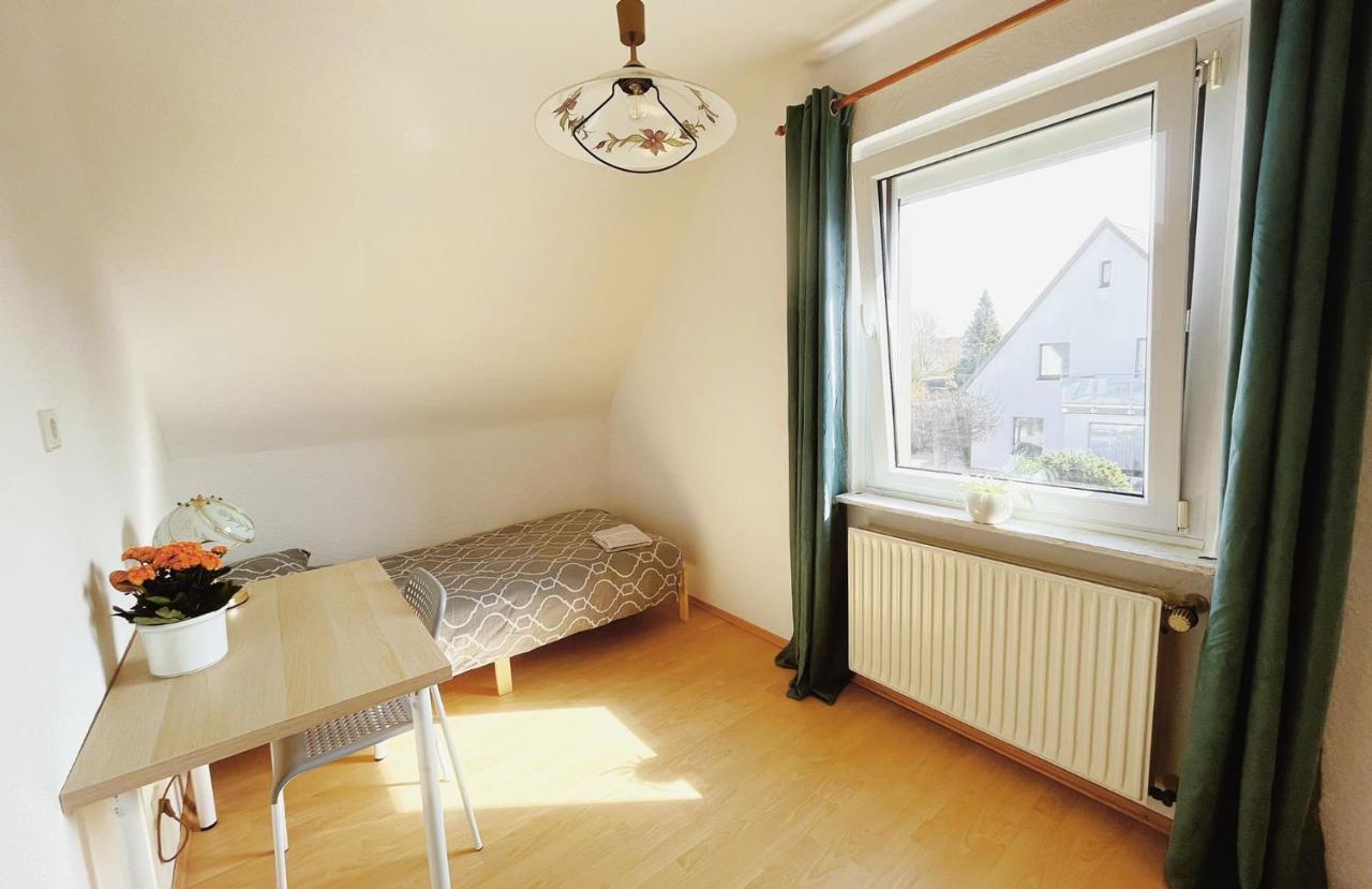Messezimmer Laatzen 30880 Hanóver Exterior foto